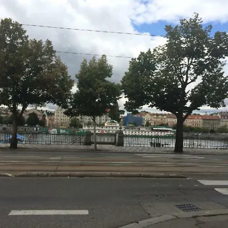 City Center - Perfect Location Apartment *