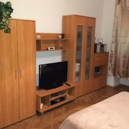 City Center - Perfect Location *