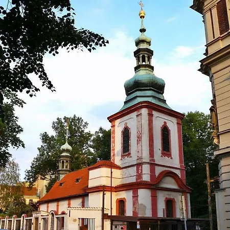 City Center - Perfect Location Apartment